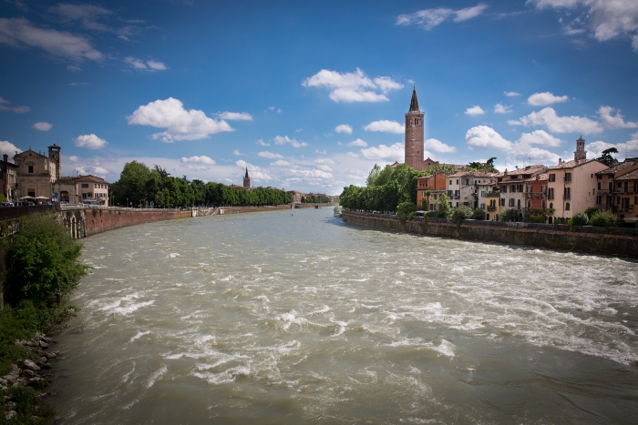 Verone - 317 - Fleuve Fiume Adige
